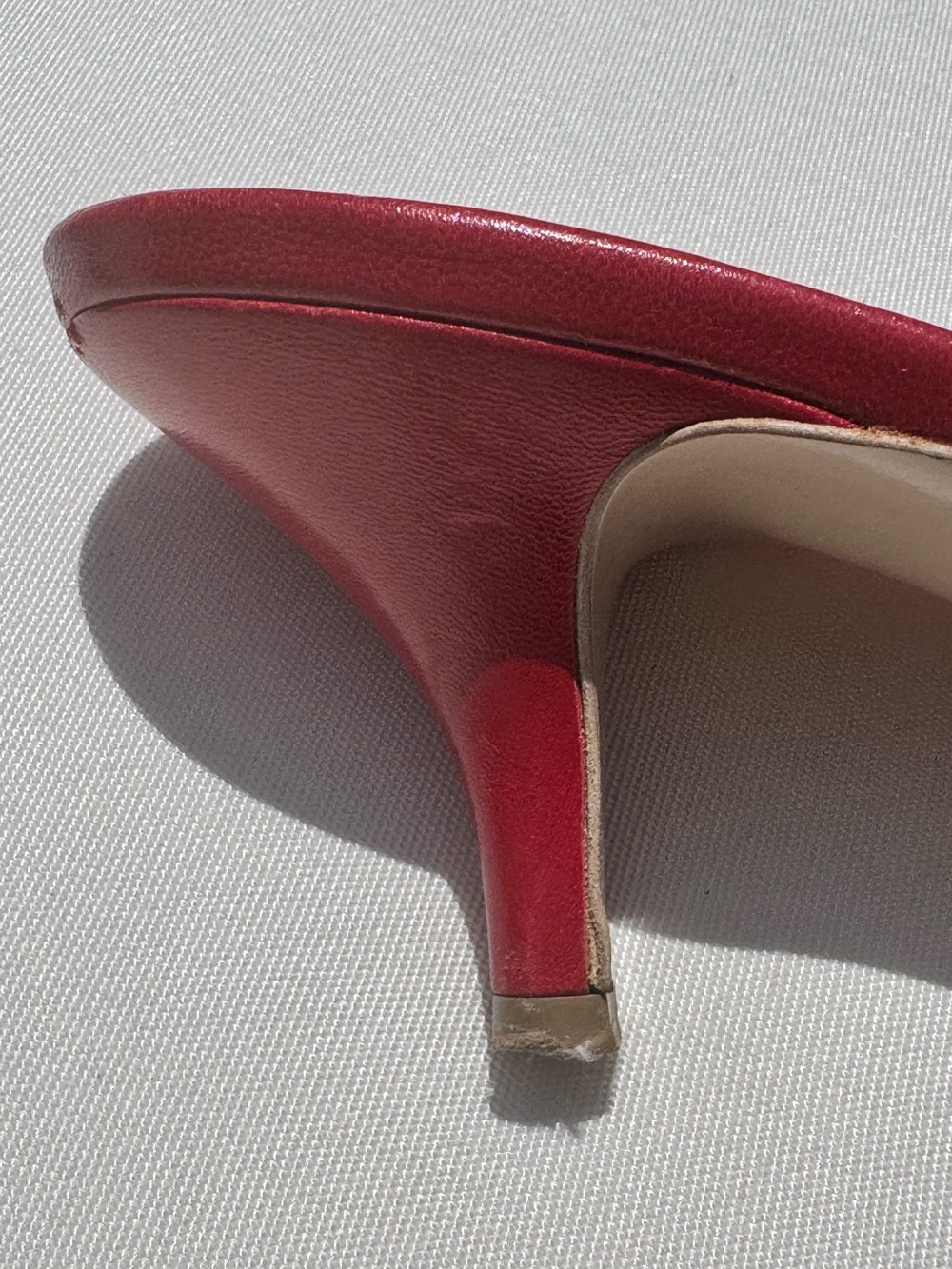 Salvatore Ferragamo Vara Bow Red Kitten Heel Sandals - Size 37 - Picture 8 of 11